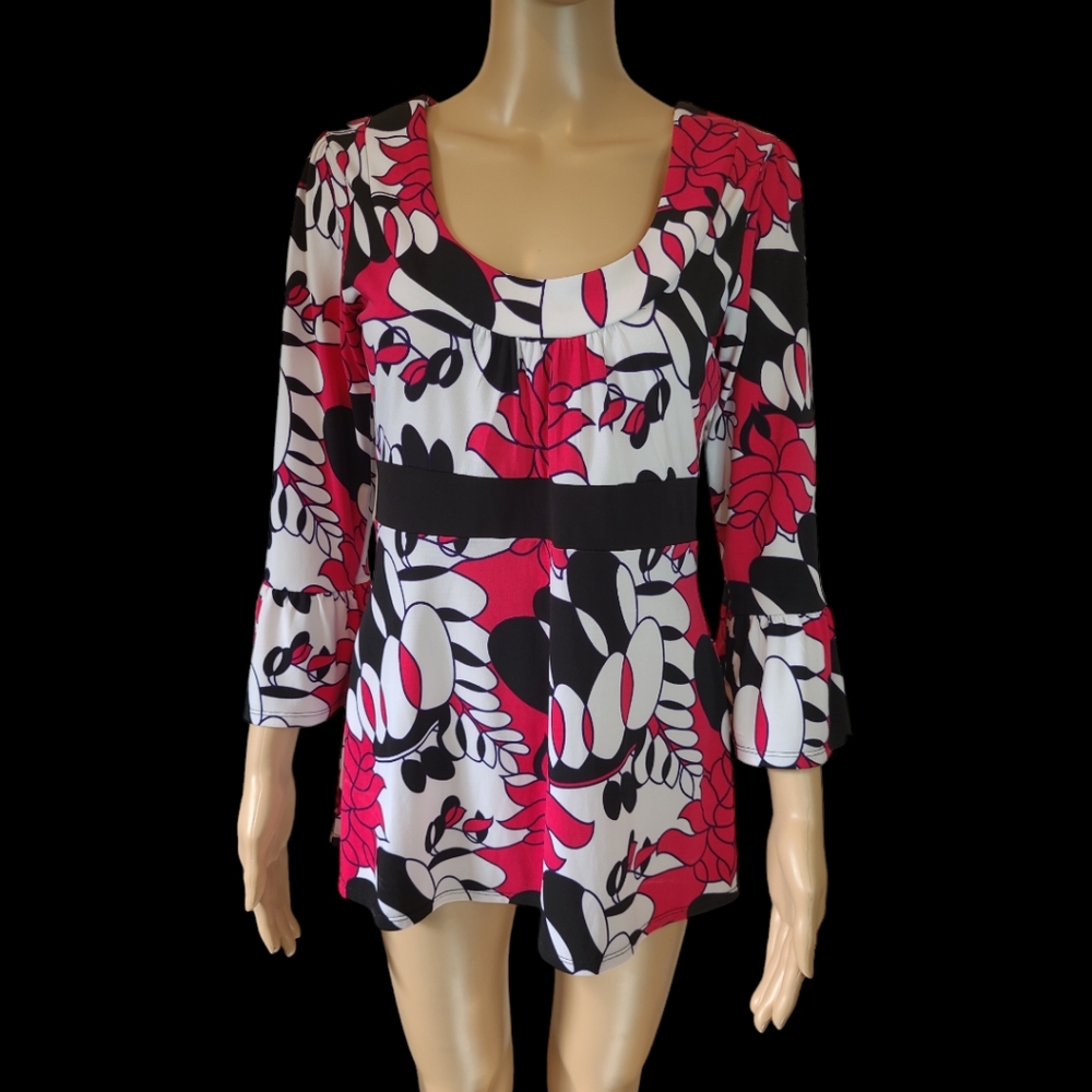 Ricki's top size M
